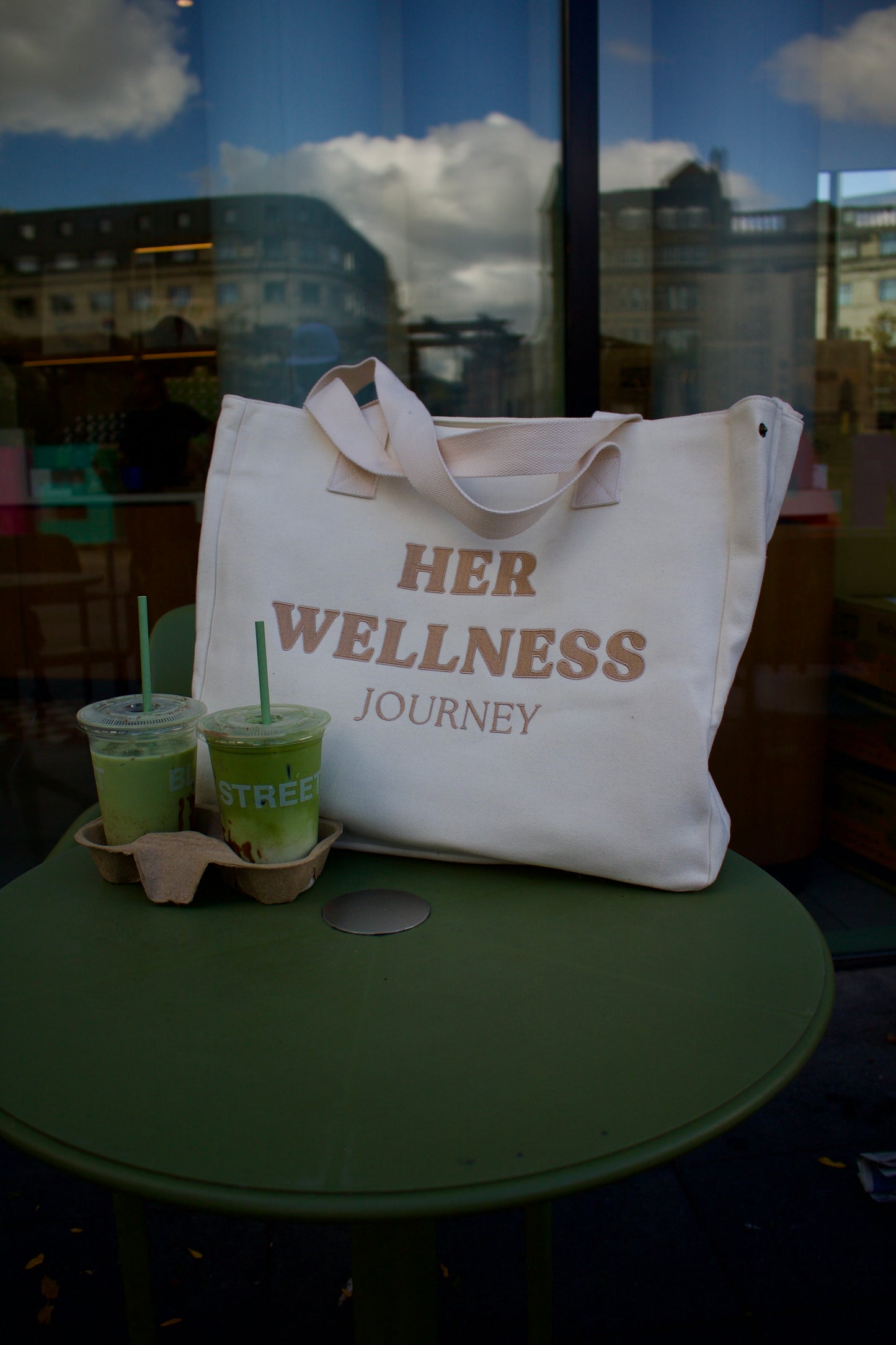 Cream HerWellness Travel Bag + BLANK STREET Gift (Pre-Order)